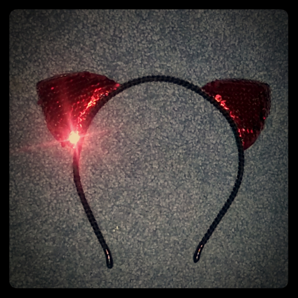 Reversible Sequin Cat Ears